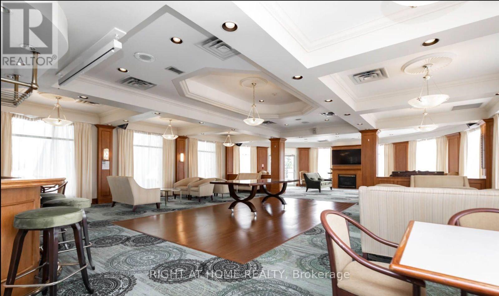 307 - 18 Concorde Place, Toronto, Ontario  M3C 3T9 - Photo 15 - C12393068