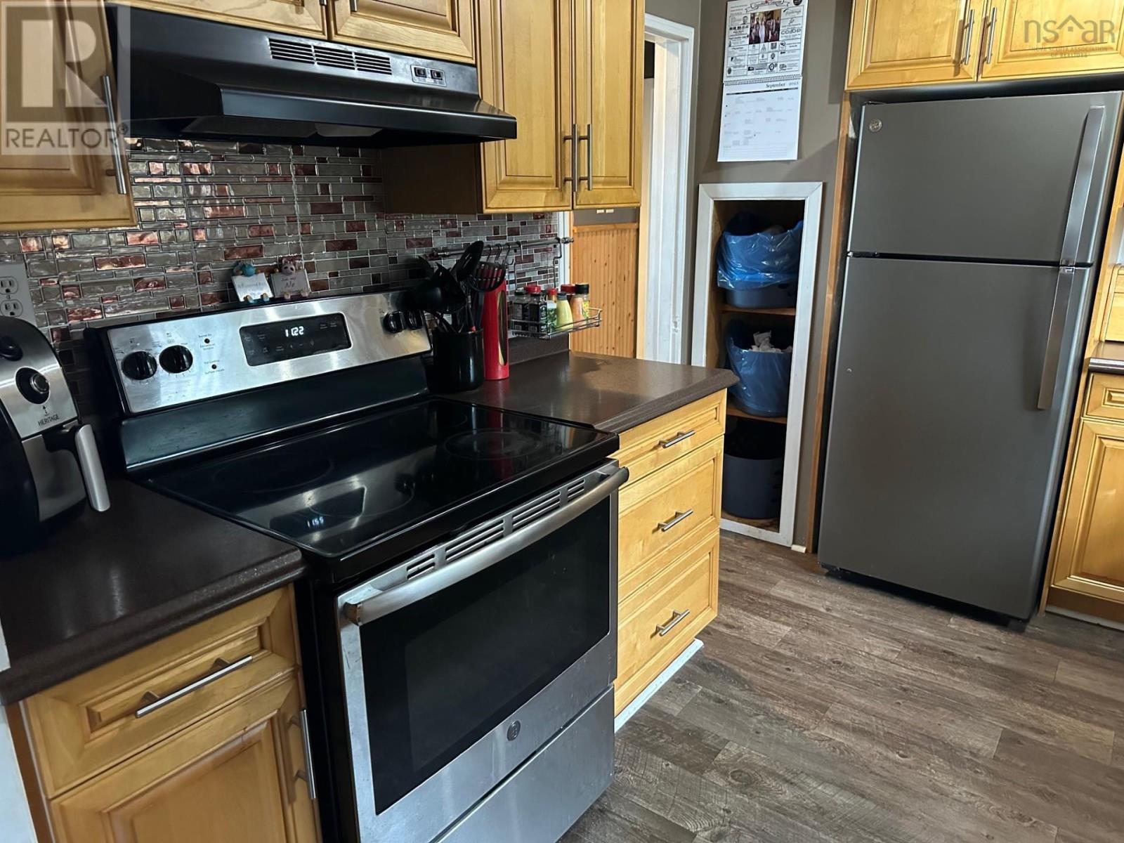 51 Centennial Street, Canso, Nova Scotia  B0H 1H0 - Photo 8 - 202522838