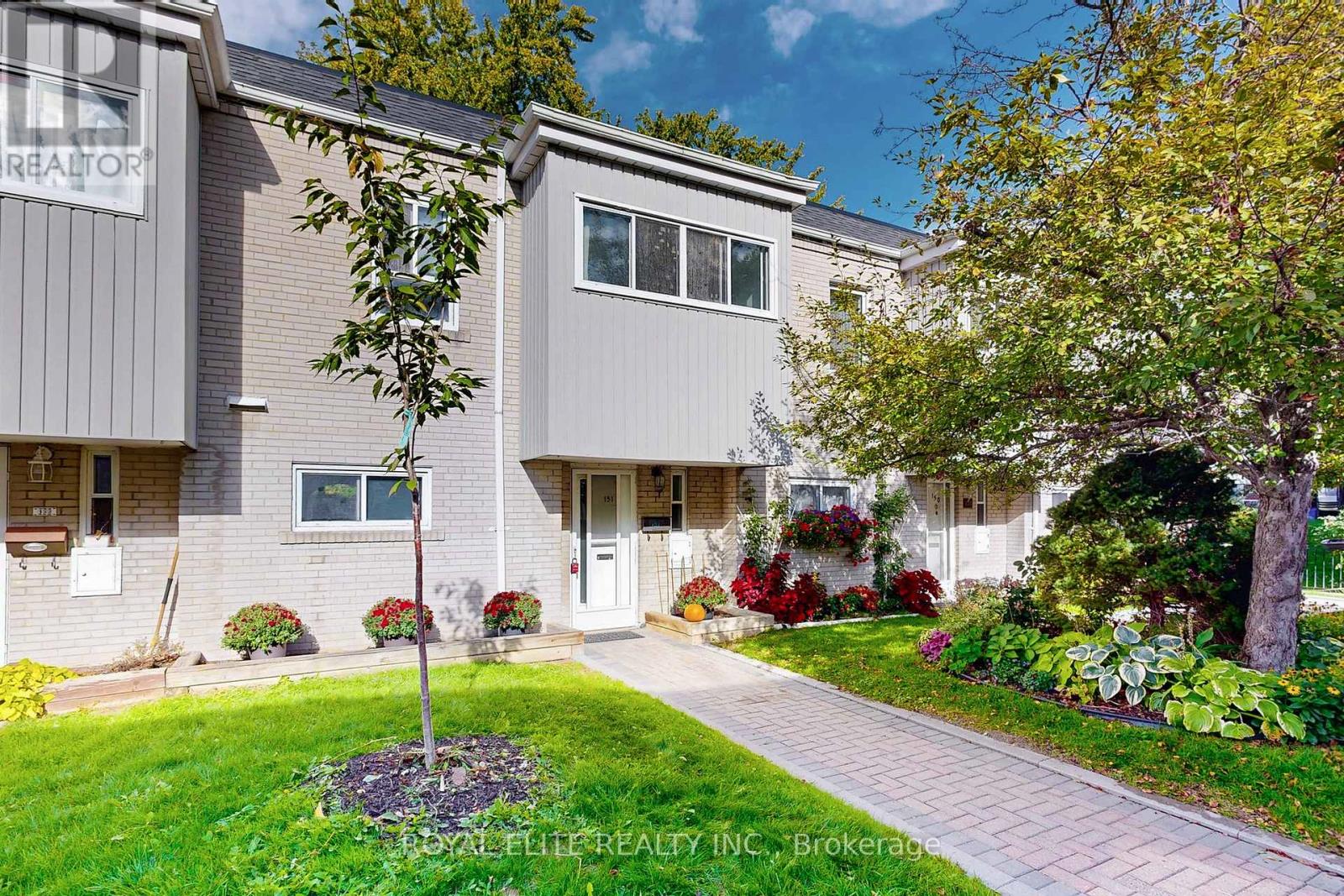 151 - 9 Esterbrooke Avenue, Toronto, Ontario  M2J 2C5 - Photo 2 - C12457347