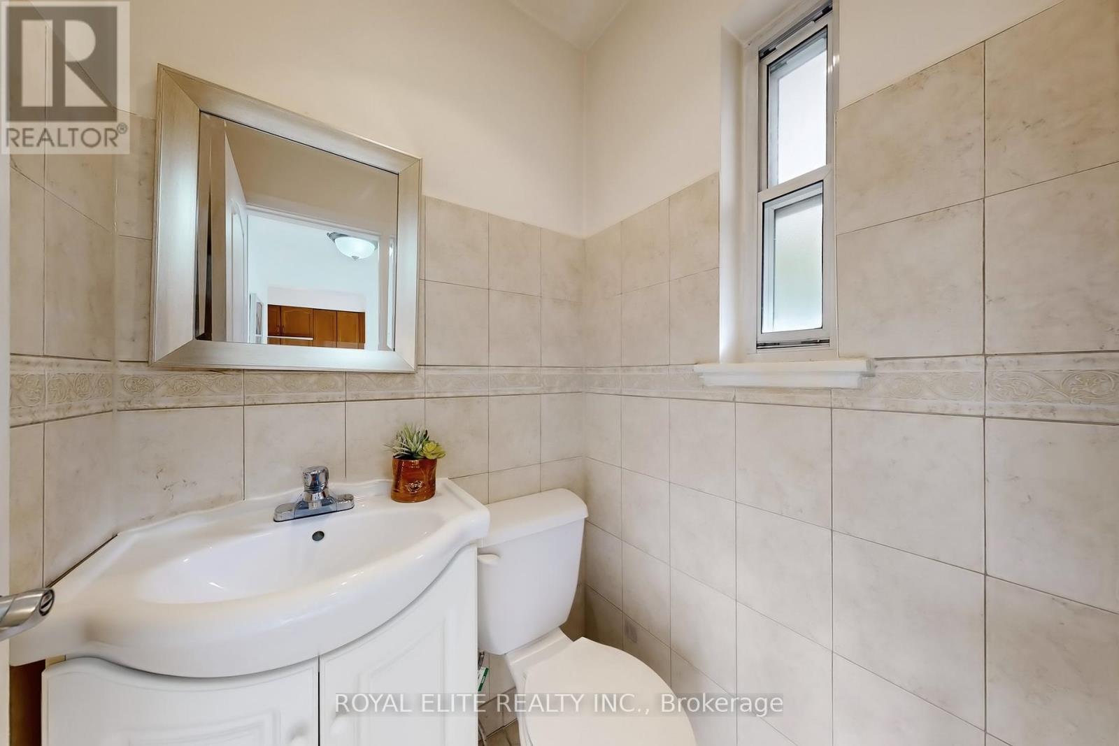 151 - 9 Esterbrooke Avenue, Toronto, Ontario  M2J 2C5 - Photo 21 - C12457347