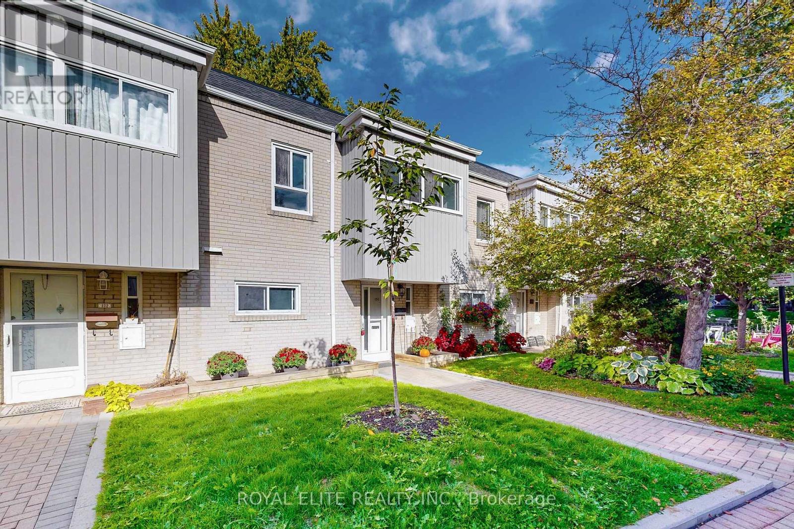 151 - 9 Esterbrooke Avenue, Toronto, Ontario  M2J 2C5 - Photo 3 - C12457347