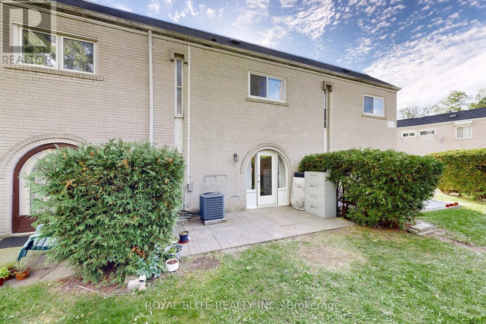151 - 9 Esterbrooke Avenue, Toronto, Ontario  M2J 2C5 - Photo 48 - C12457347