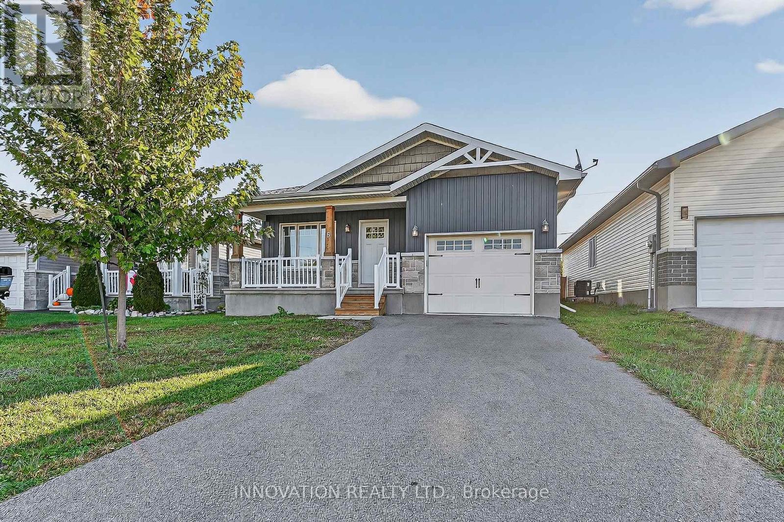 5 Lee Avenue, Smiths Falls, Ontario  K7A 0A2 - Photo 17 - X12458050