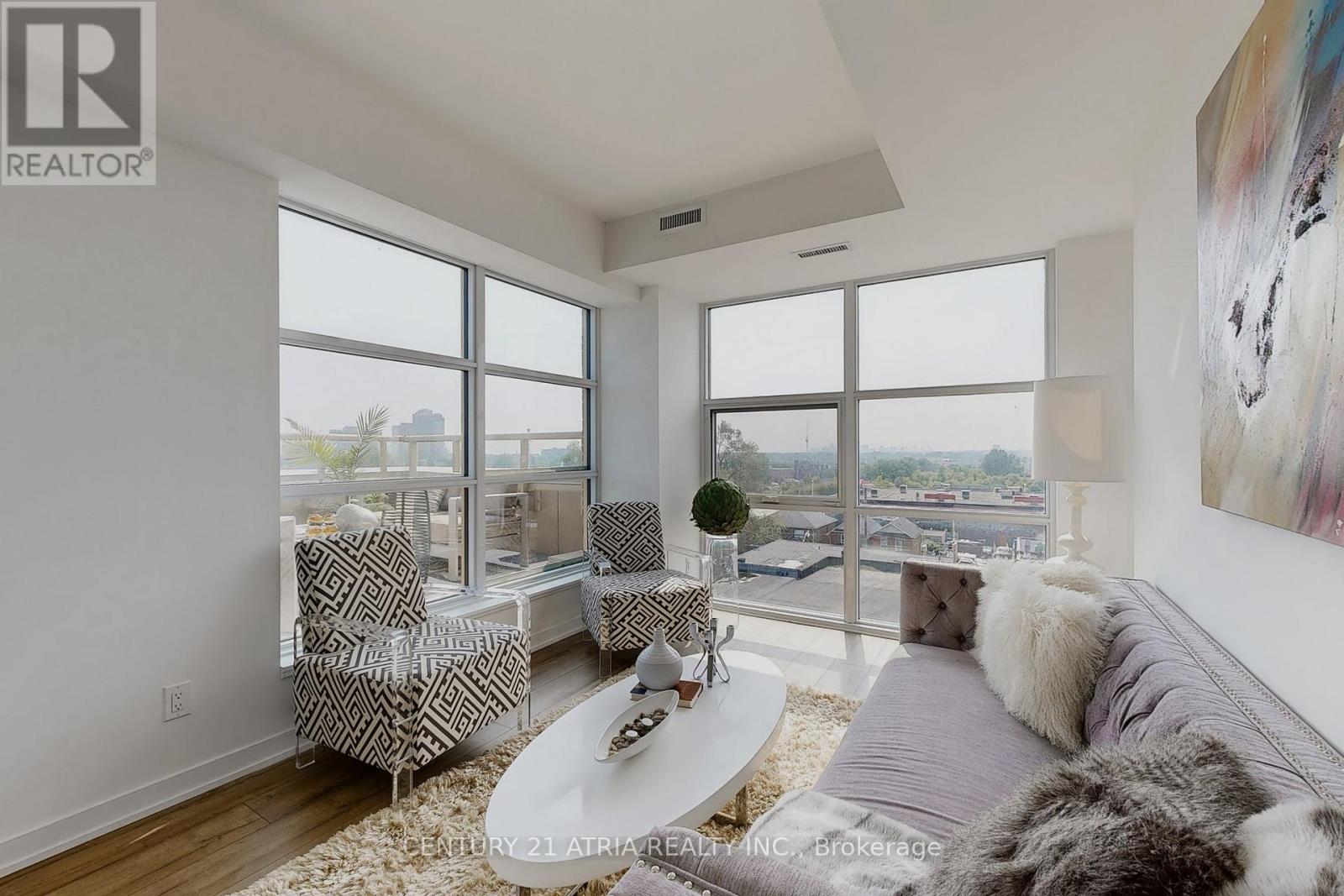 607 - 1787 St Clair Avenue, Toronto, Ontario  M6N 1J6 - Photo 2 - W12346821