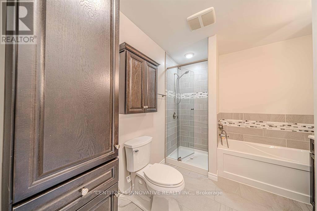 70 St Clair Avenue, Kitchener, Ontario  N2M 3Z4 - Photo 19 - X12458052