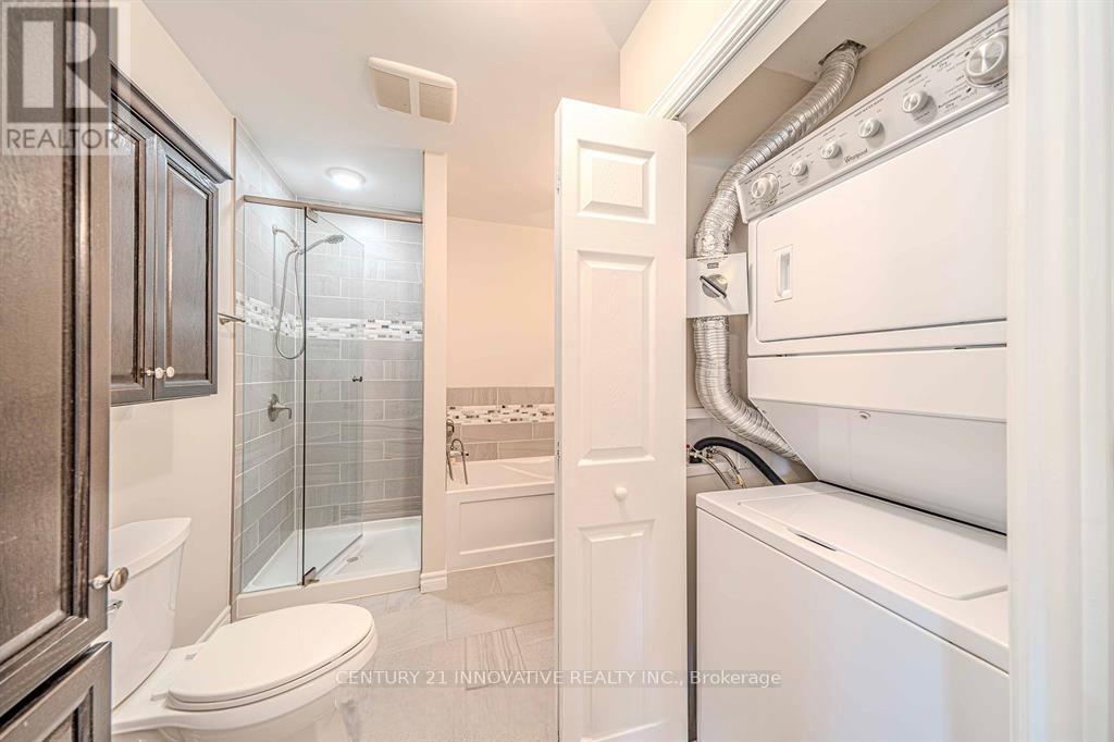 70 St Clair Avenue, Kitchener, Ontario  N2M 3Z4 - Photo 20 - X12458052
