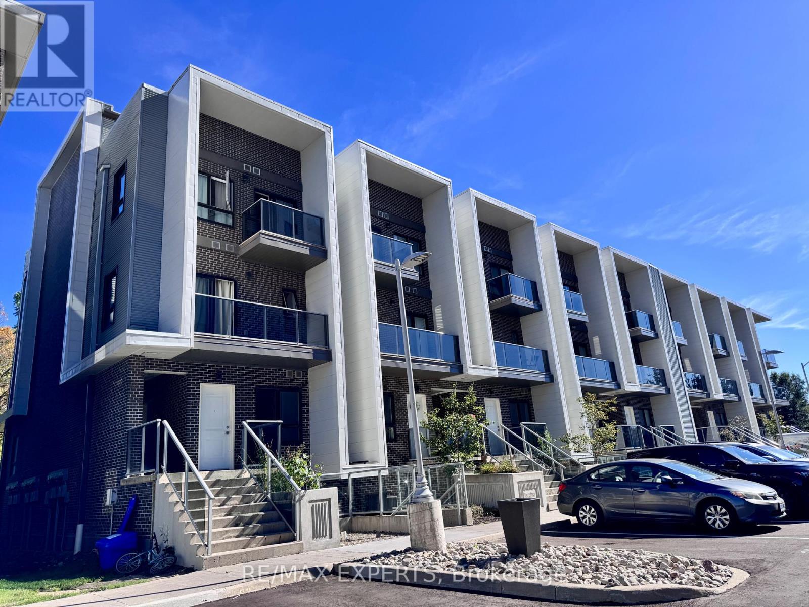 33A - 1430 HIGHLAND ROAD, Kitchener, Ontario