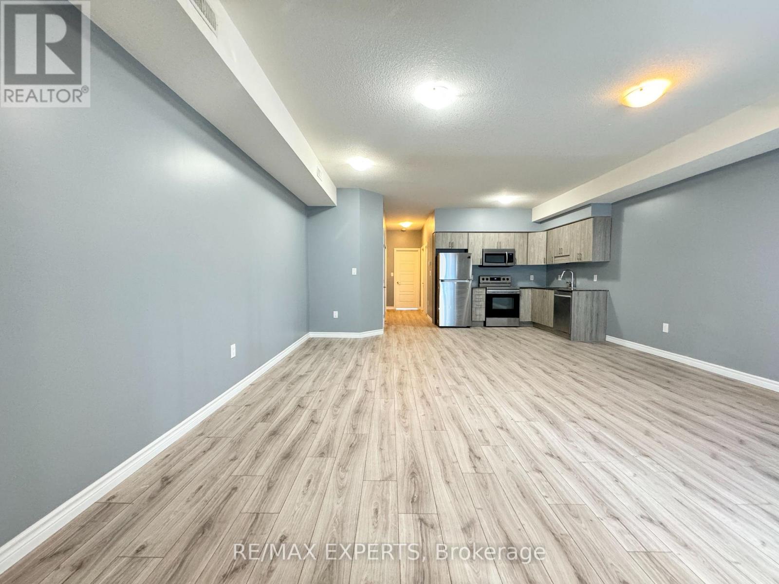 33a - 1430 Highland Road, Kitchener, Ontario  N2N 0C3 - Photo 10 - X12434083