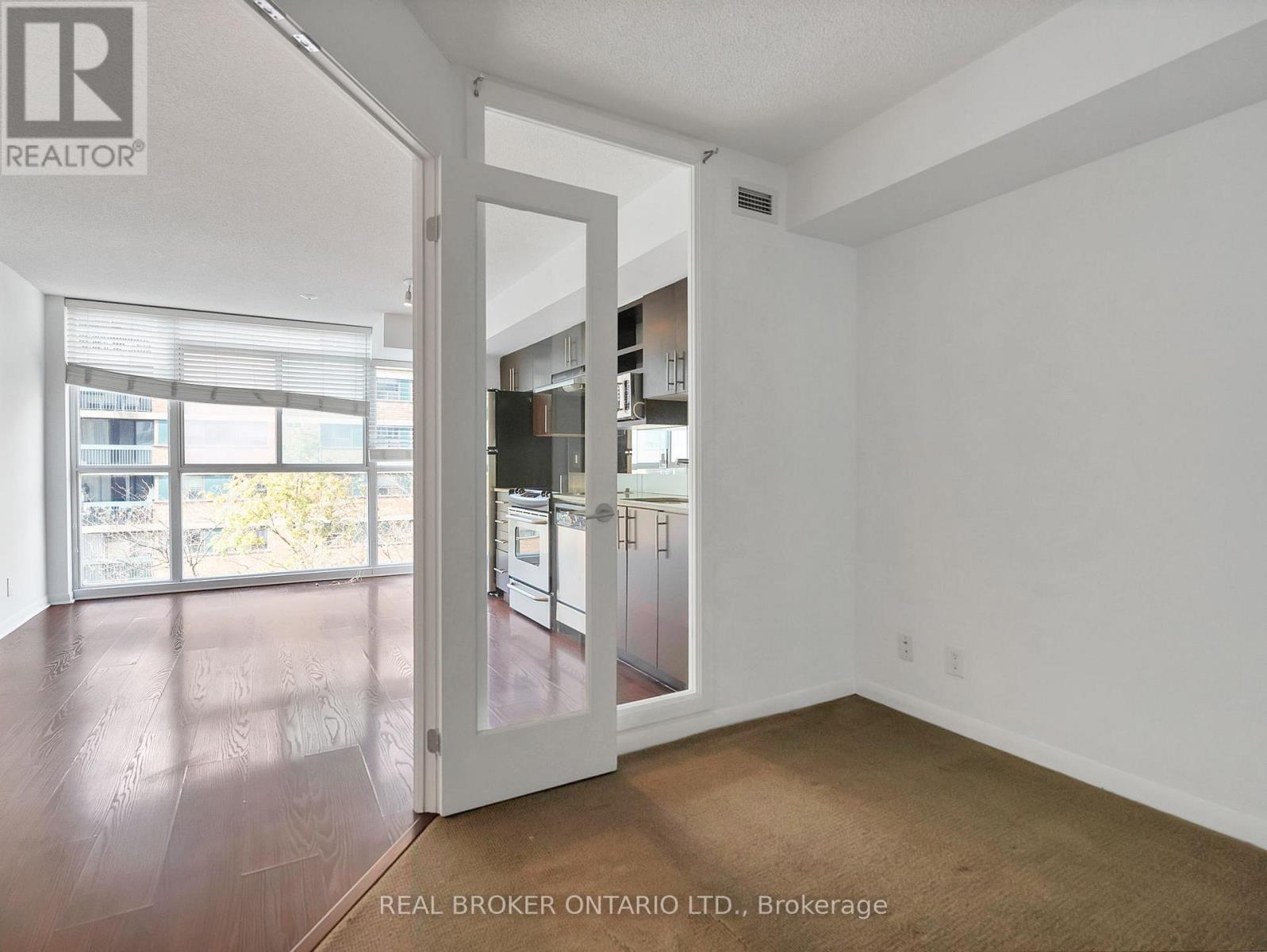 511 - 96 St Patrick Street, Toronto, Ontario  M5T 1V2 - Photo 10 - C12458059
