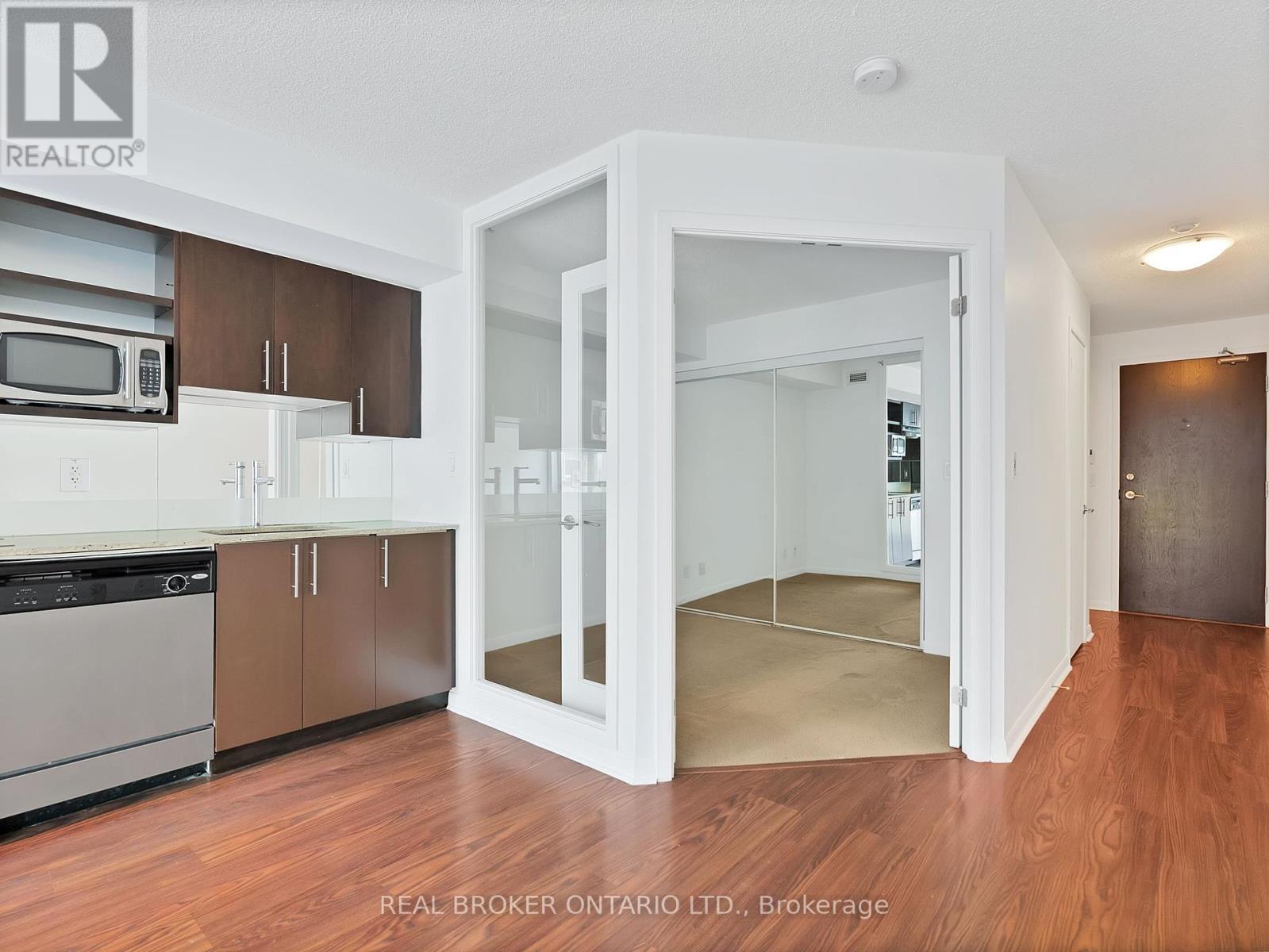 511 - 96 St Patrick Street, Toronto, Ontario  M5T 1V2 - Photo 8 - C12458059