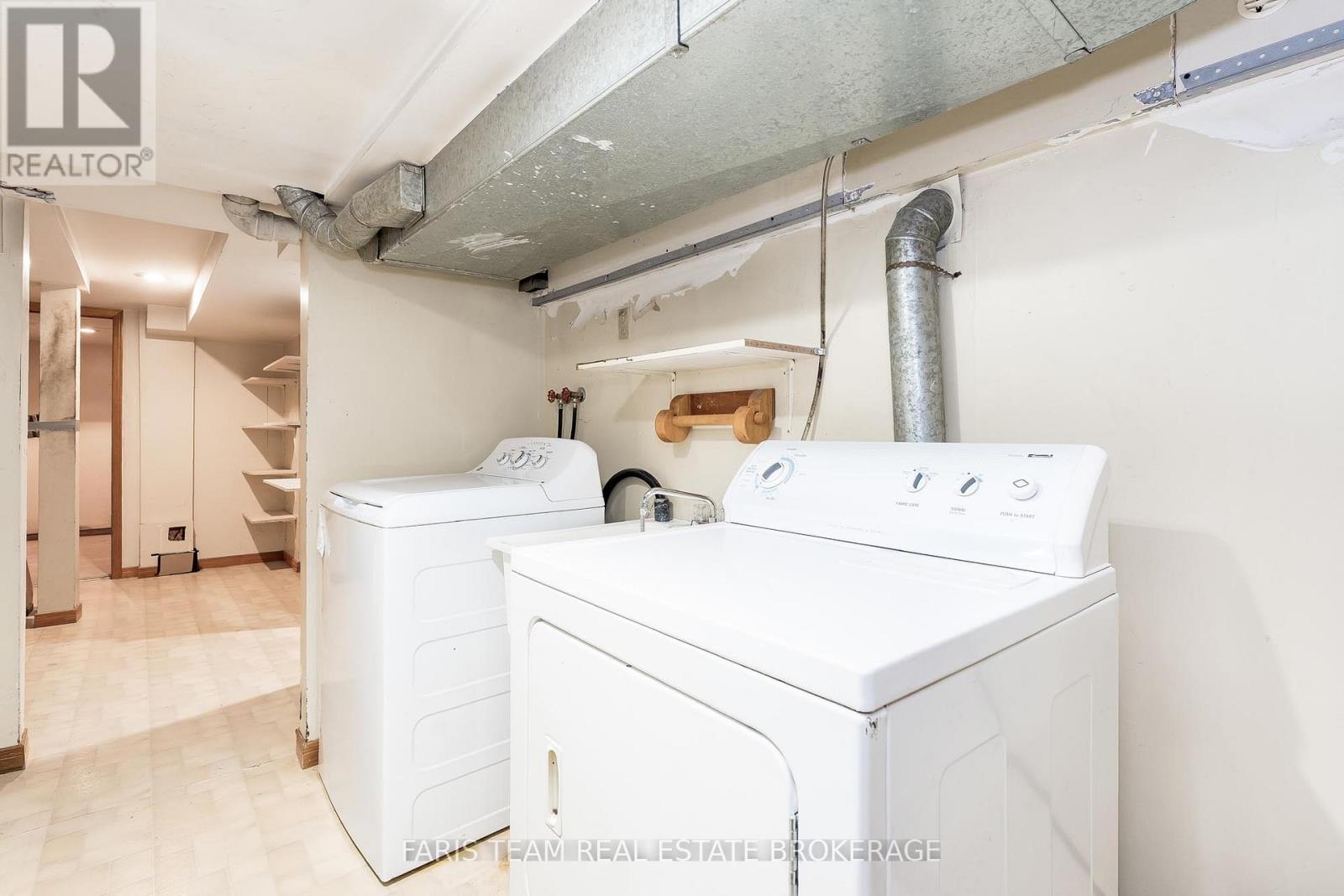 26 Queensdale Avenue, Toronto, Ontario  M4J 1X9 - Photo 20 - E12458067