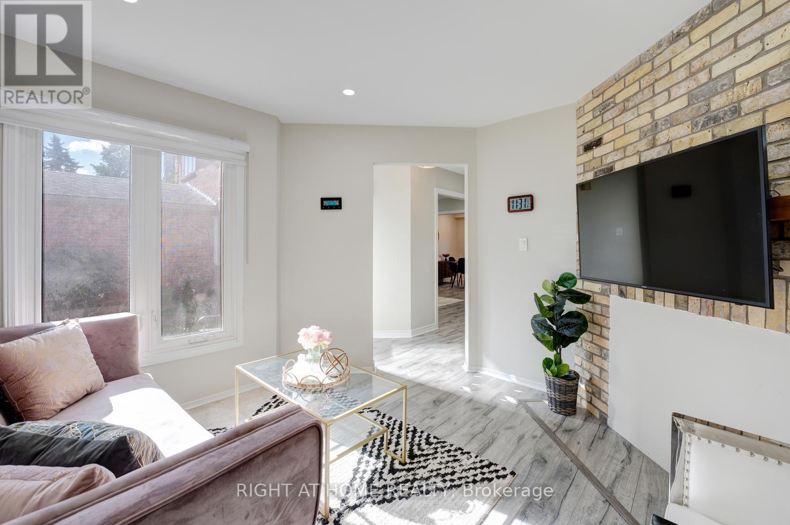 52 Dobson Drive, Ajax, Ontario  L1S 5E9 - Photo 13 - E12458070