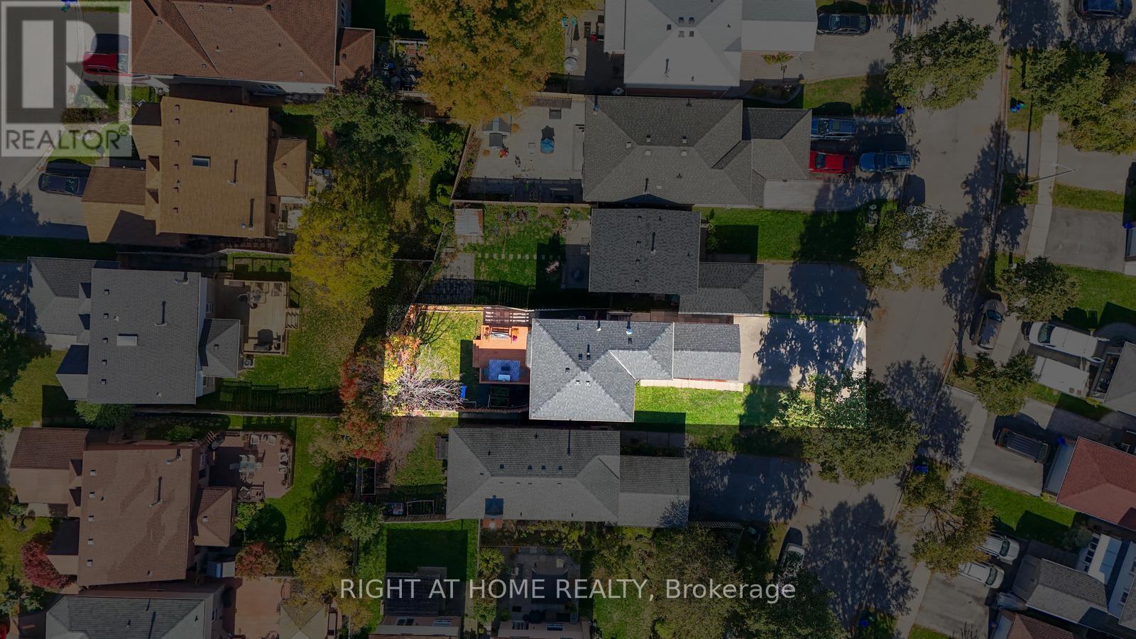 52 Dobson Drive, Ajax, Ontario  L1S 5E9 - Photo 4 - E12458070