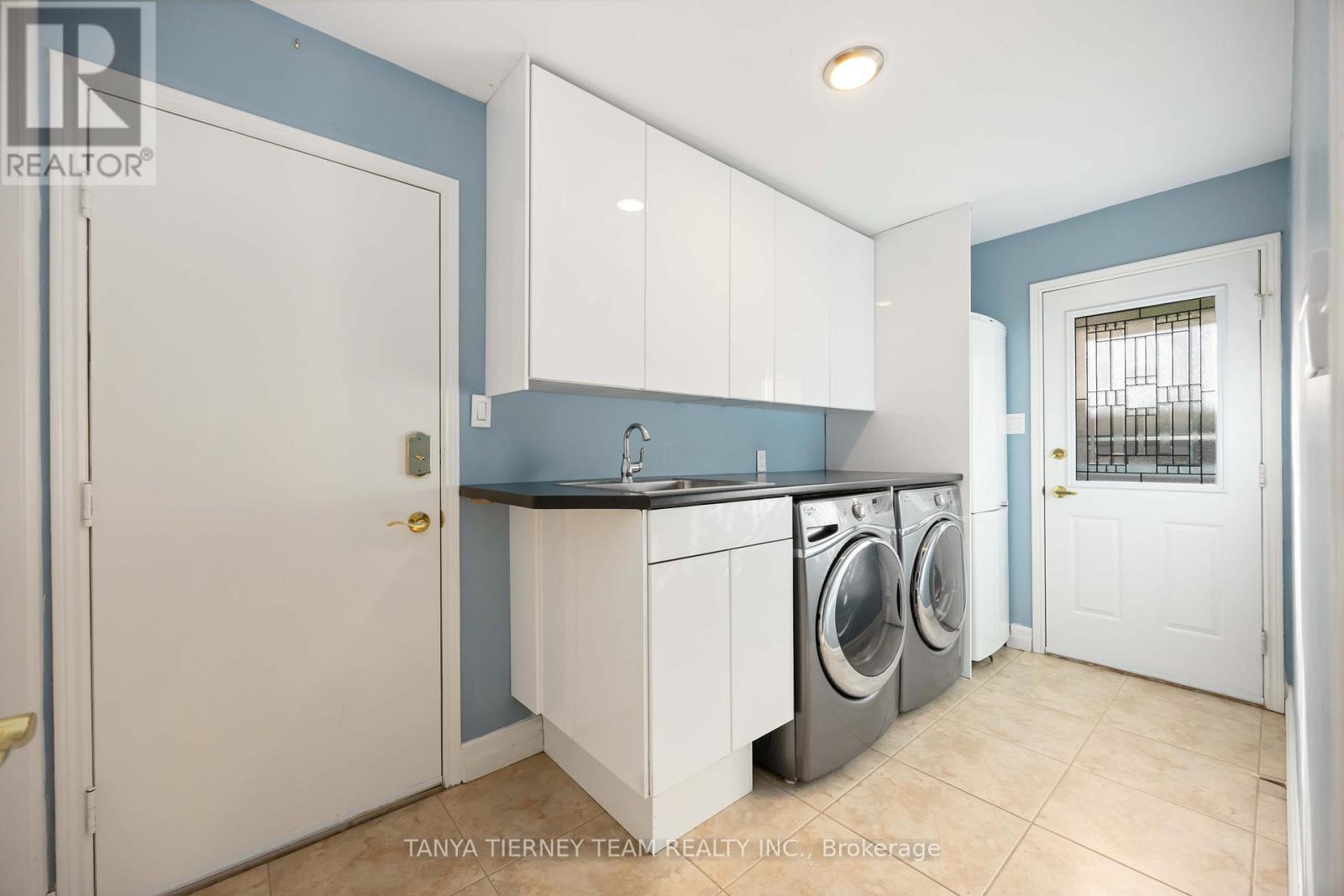 6 Lyndhurst Crescent, Whitby (Williamsburg), Ontario  L1R 1E4 - Photo 24 - E12457293