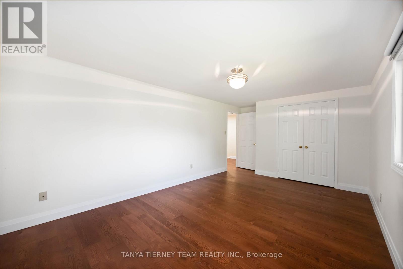 6 Lyndhurst Crescent, Whitby (Williamsburg), Ontario  L1R 1E4 - Photo 34 - E12457293