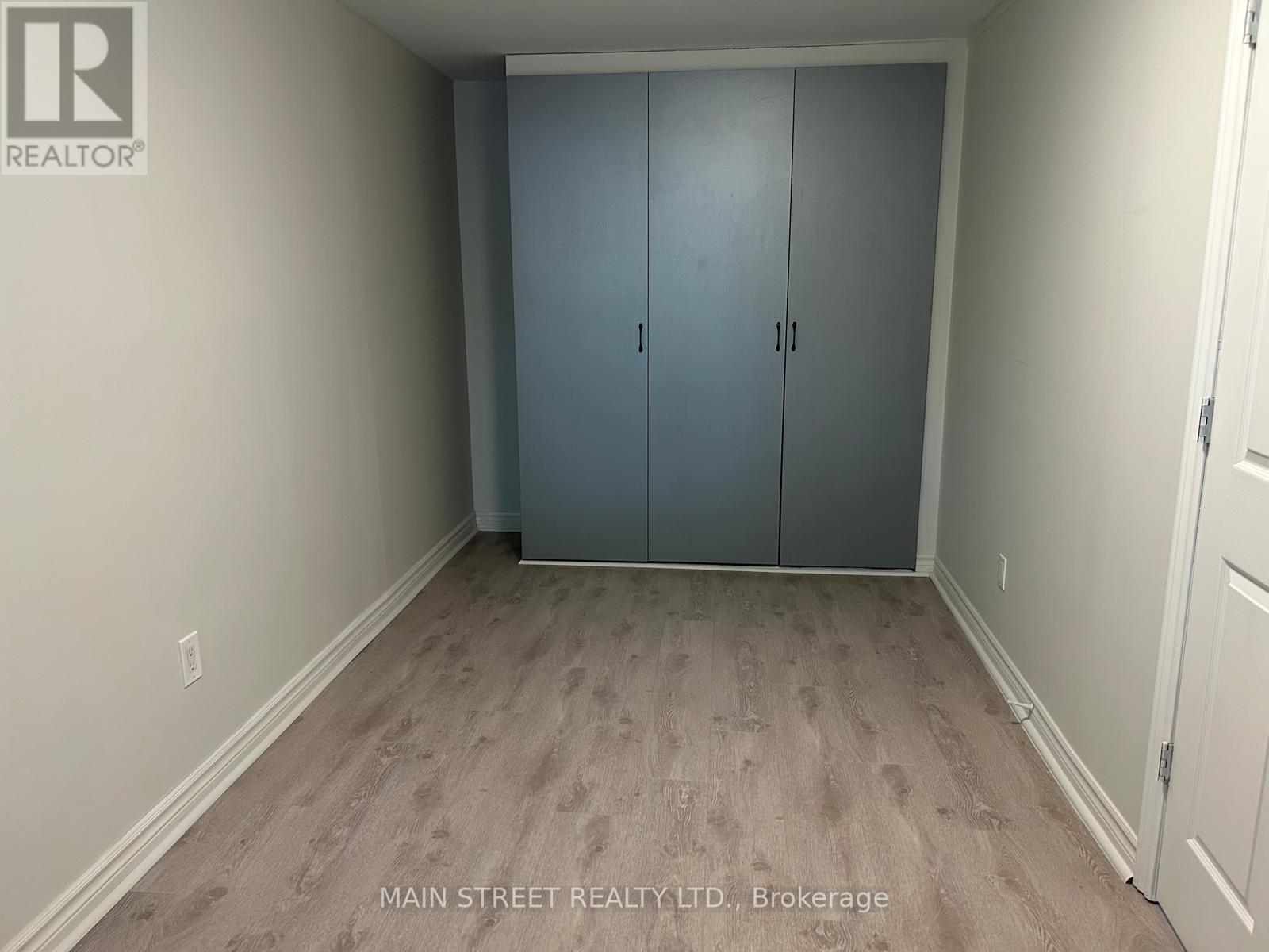 156 Observatory Lane, Richmond Hill, Ontario  L4C 8K8 - Photo 18 - N12458053