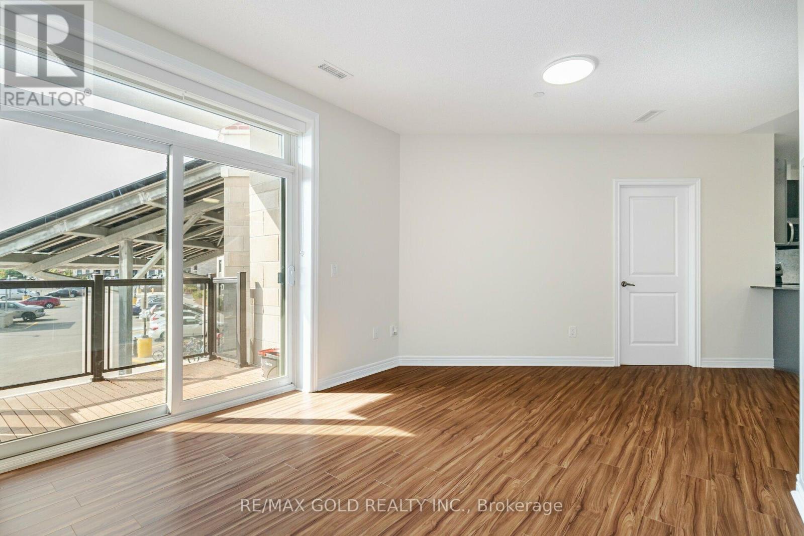 209 - 39 New Delhi Drive, Markham, Ontario  L3S 0E1 - Photo 13 - N12458055