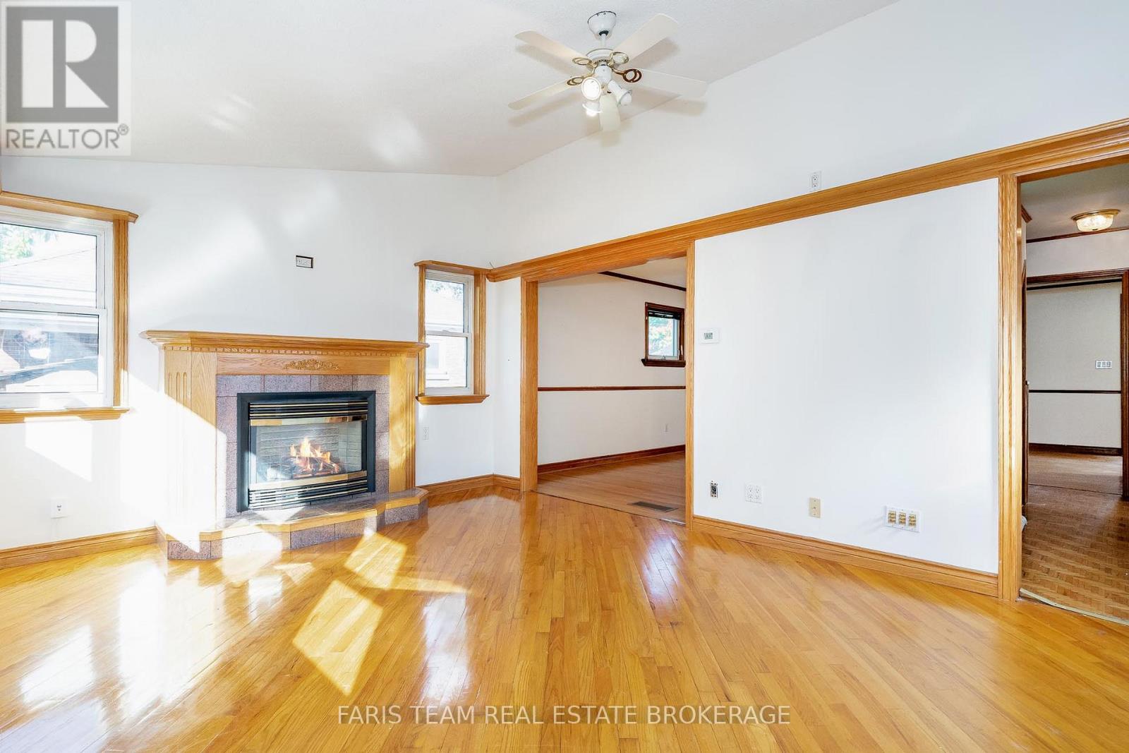 31 Napier Street, Barrie, Ontario  L4M 1W1 - Photo 22 - S12458057