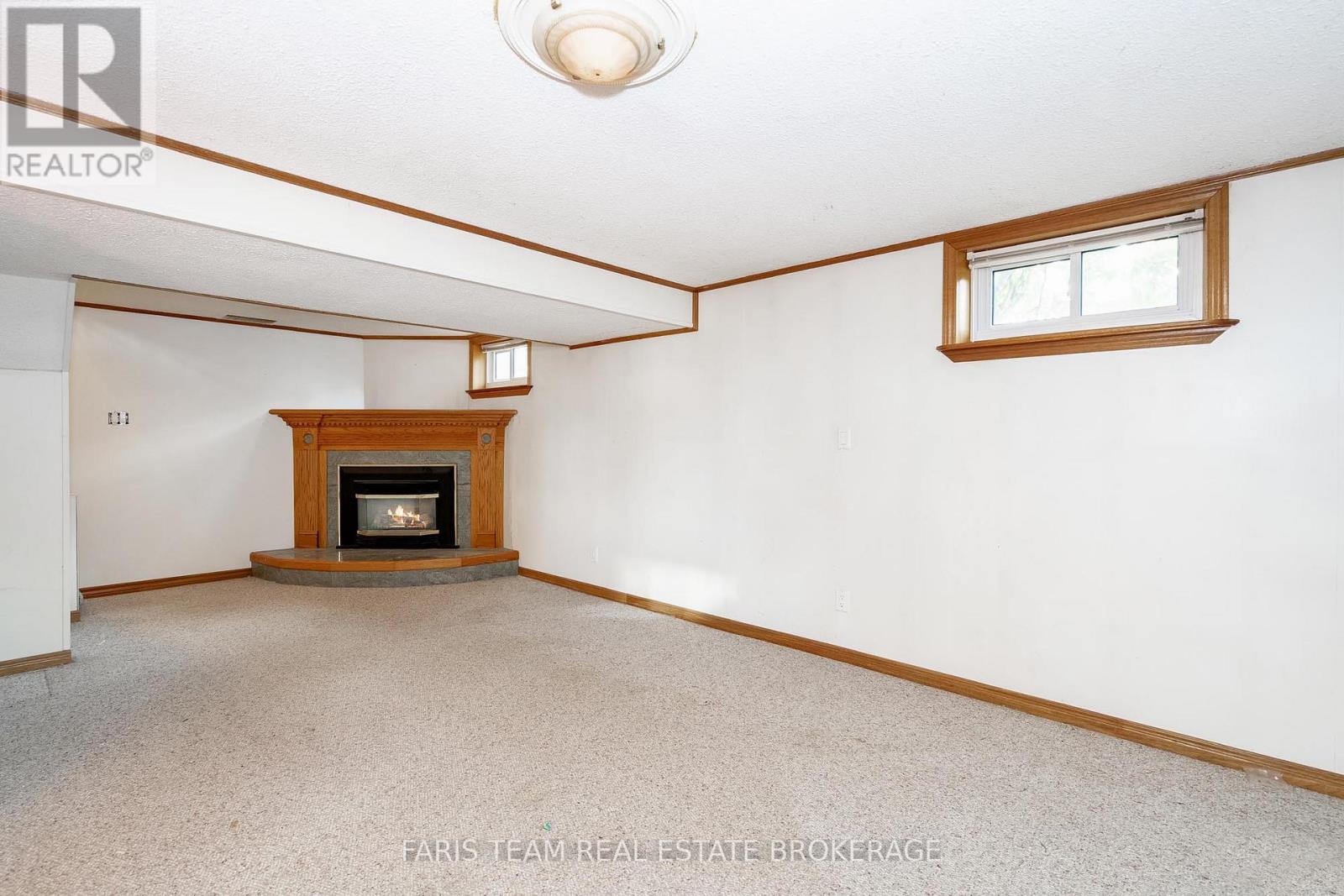 31 Napier Street, Barrie, Ontario  L4M 1W1 - Photo 34 - S12458057
