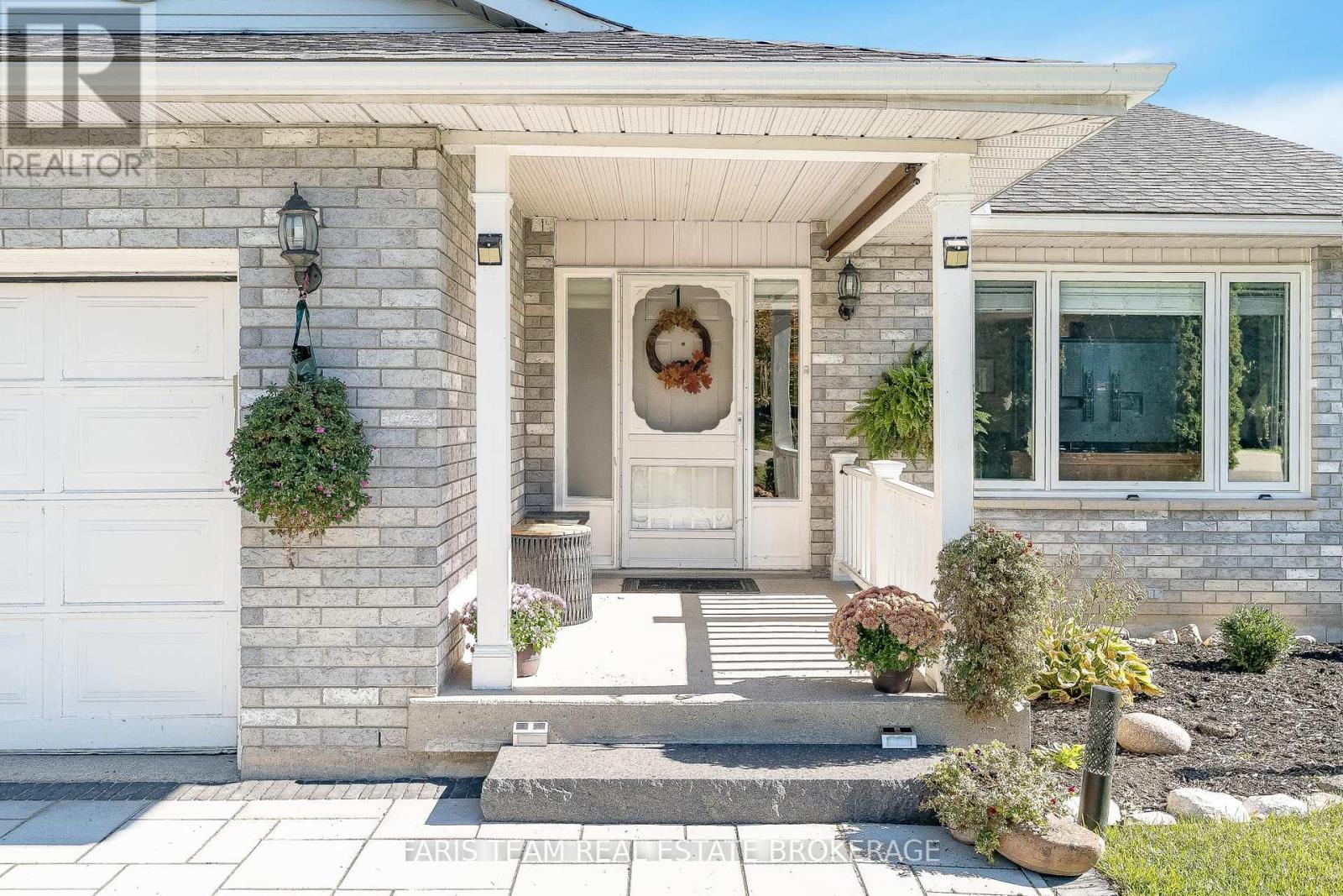 325 Brewery Lane, Orillia, Ontario  L3V 7H5 - Photo 4 - S12458065