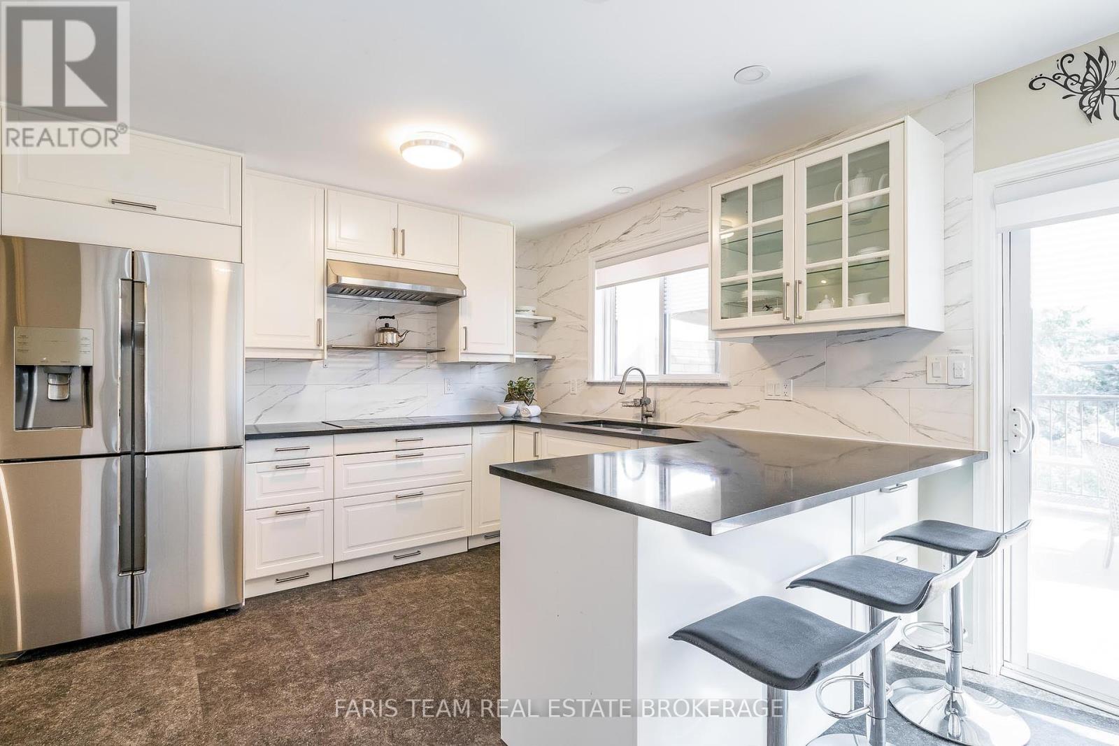 325 Brewery Lane, Orillia, Ontario  L3V 7H5 - Photo 5 - S12458065