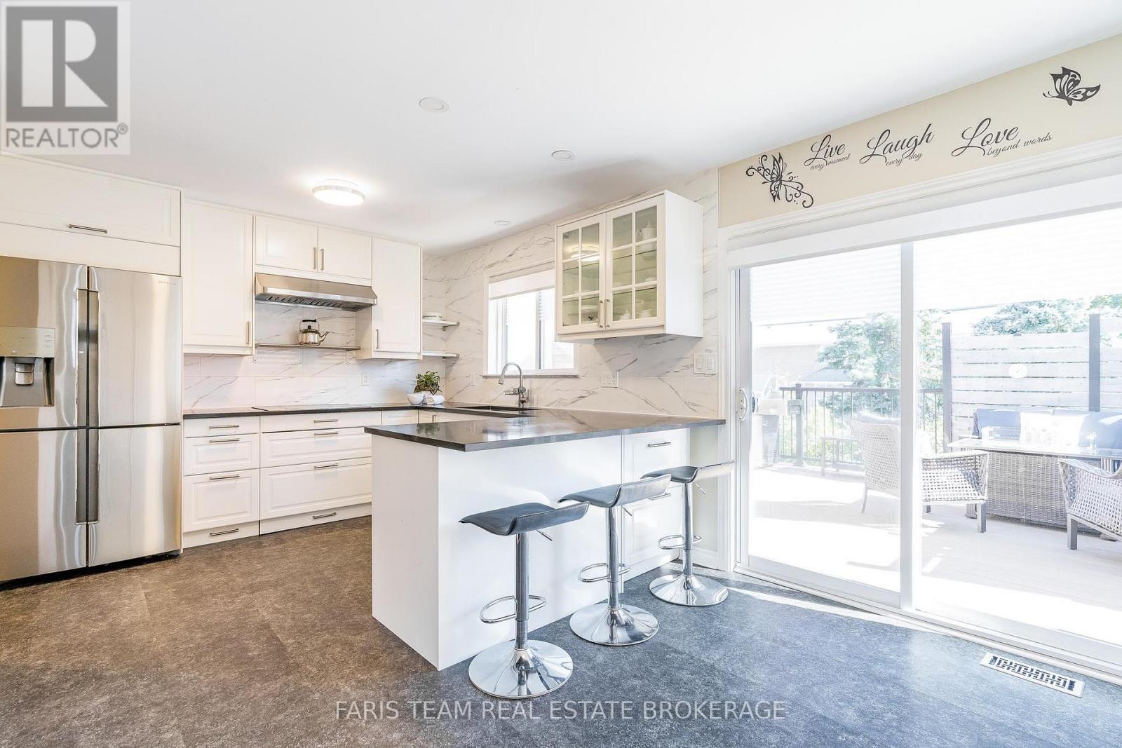 325 Brewery Lane, Orillia, Ontario  L3V 7H5 - Photo 8 - S12458065