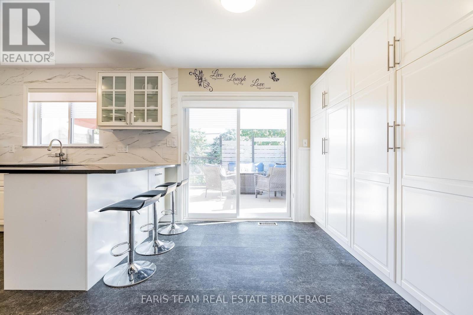 325 Brewery Lane, Orillia, Ontario  L3V 7H5 - Photo 9 - S12458065