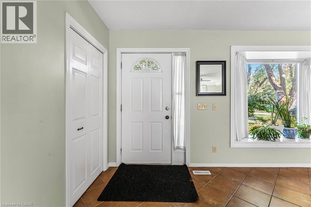141 Riverbank Drive, Cambridge, Ontario  N3H 4R6 - Photo 5 - 40777716