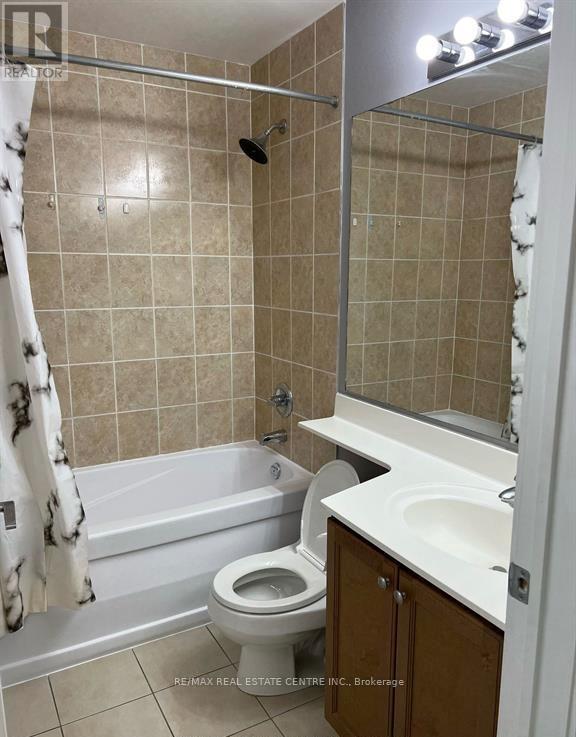 1302 - 70 Absolute Avenue, Mississauga, Ontario  L4Z 0A4 - Photo 14 - W12458064