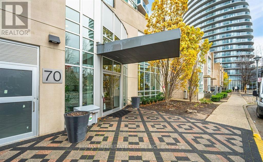 1302 - 70 Absolute Avenue, Mississauga, Ontario  L4Z 0A4 - Photo 2 - W12458064