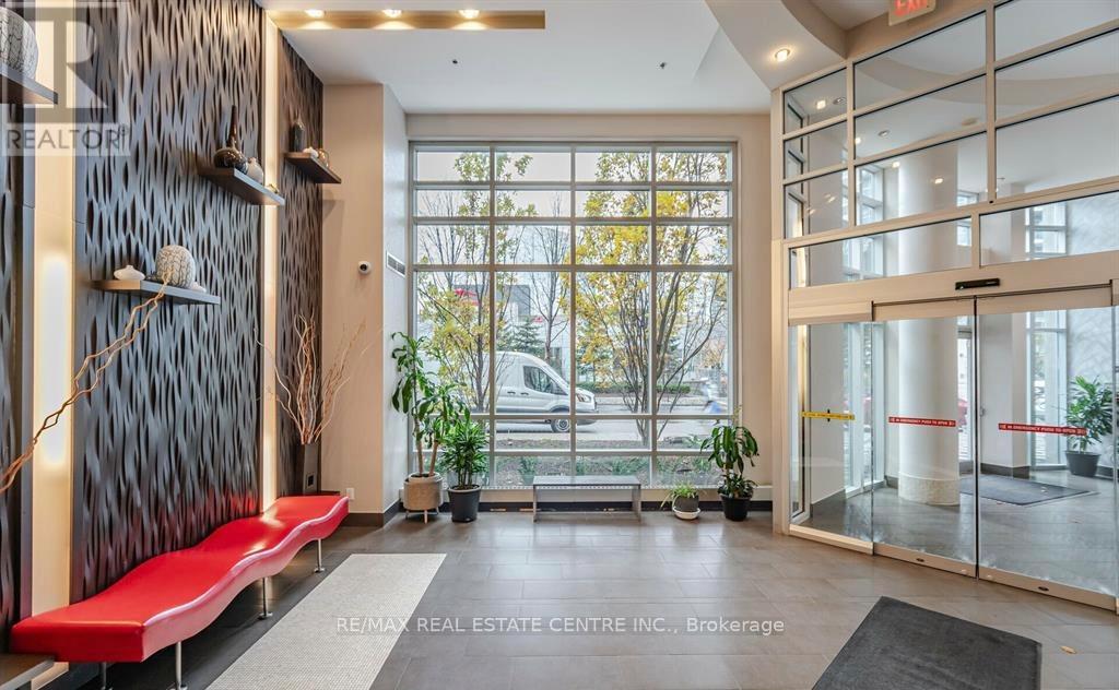 1302 - 70 Absolute Avenue, Mississauga, Ontario  L4Z 0A4 - Photo 3 - W12458064