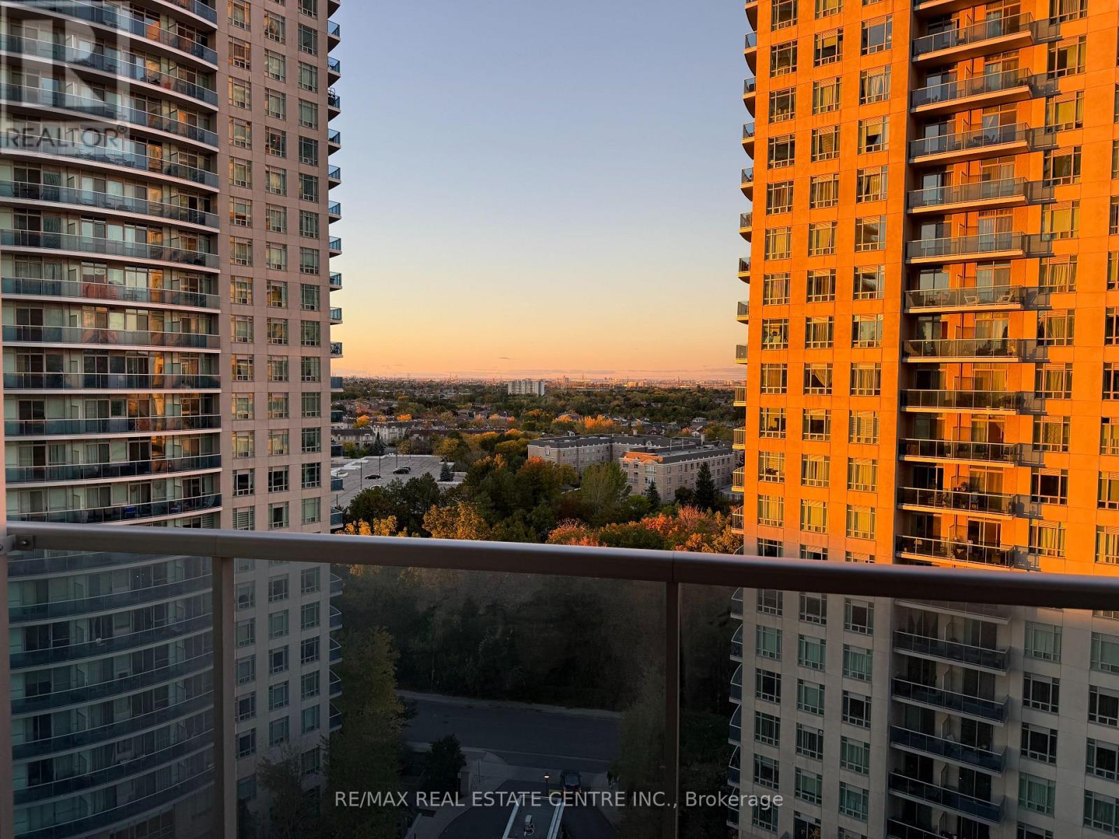 1302 - 70 Absolute Avenue, Mississauga, Ontario  L4Z 0A4 - Photo 38 - W12458064