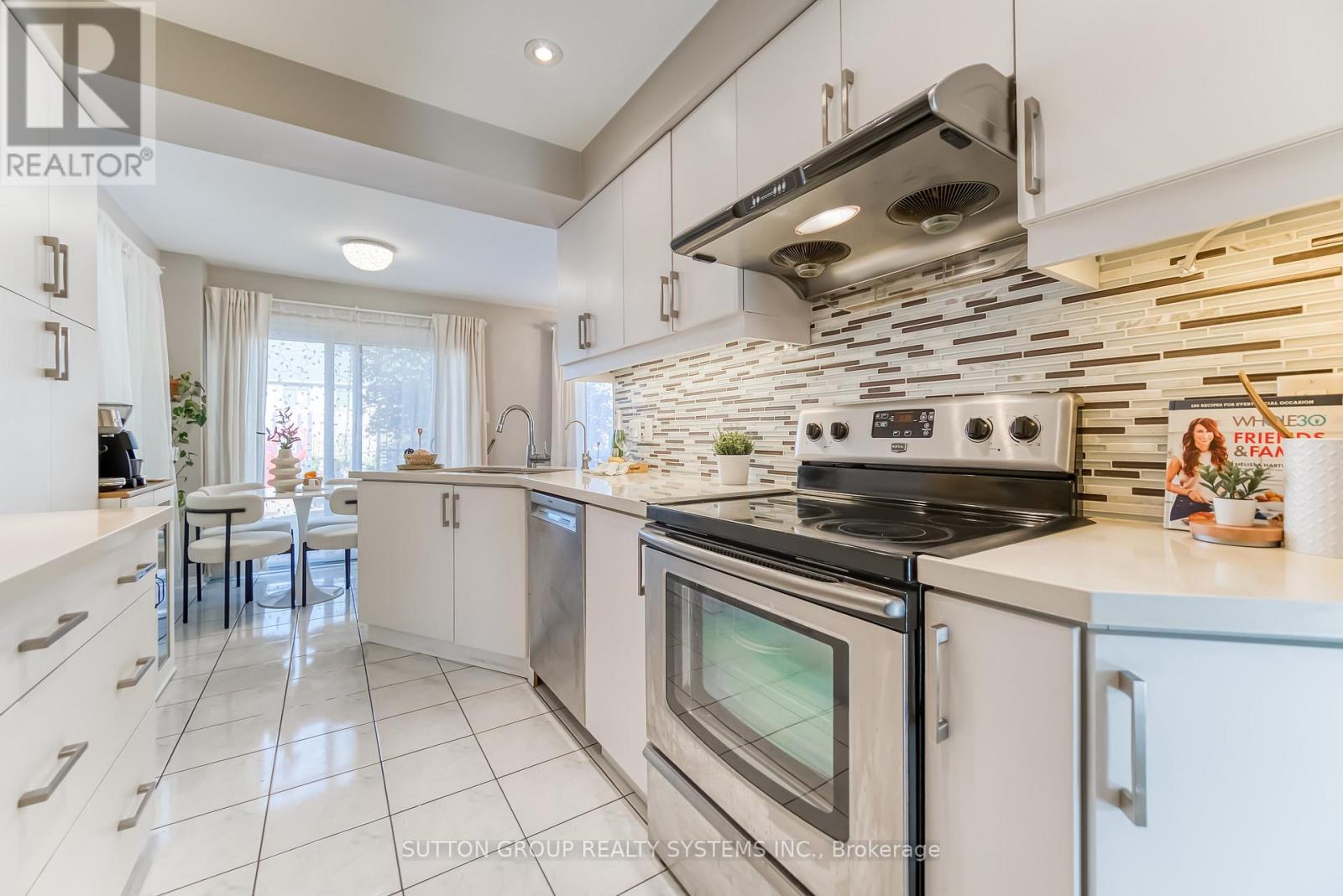 129 - 455 Apache Court, Mississauga, Ontario  L4Z 3W8 - Photo 8 - W12458069