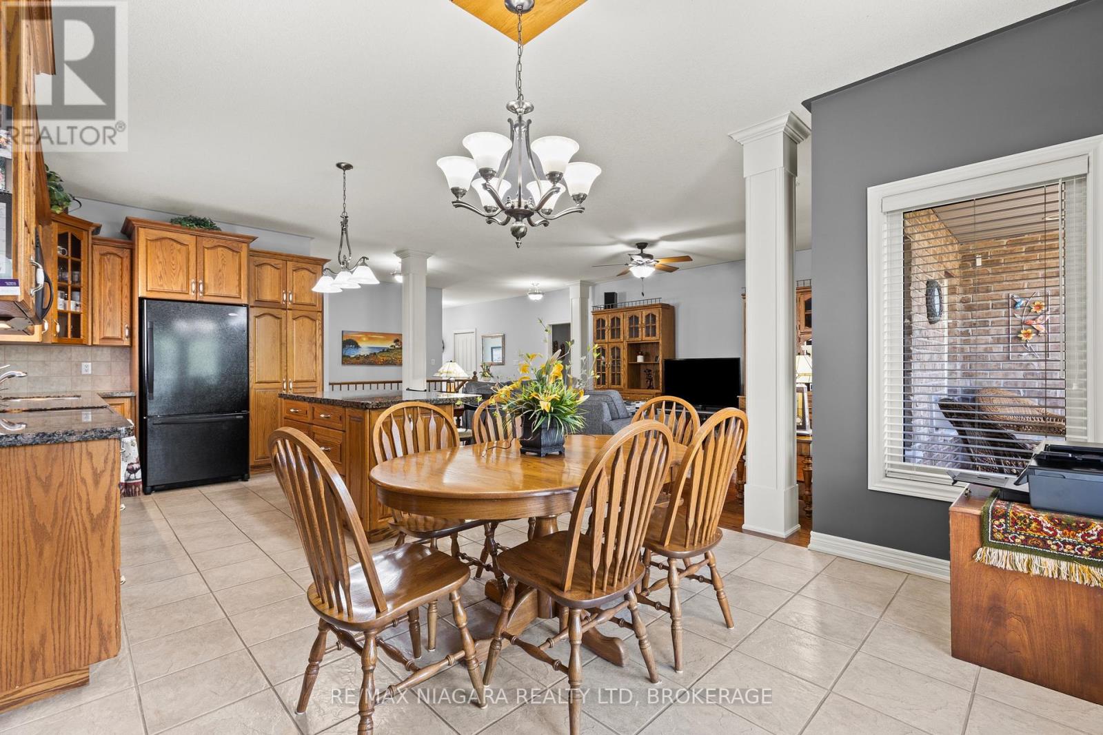 194 Hillsdale Road, Welland, Ontario  L3C 7M4 - Photo 16 - X12458081