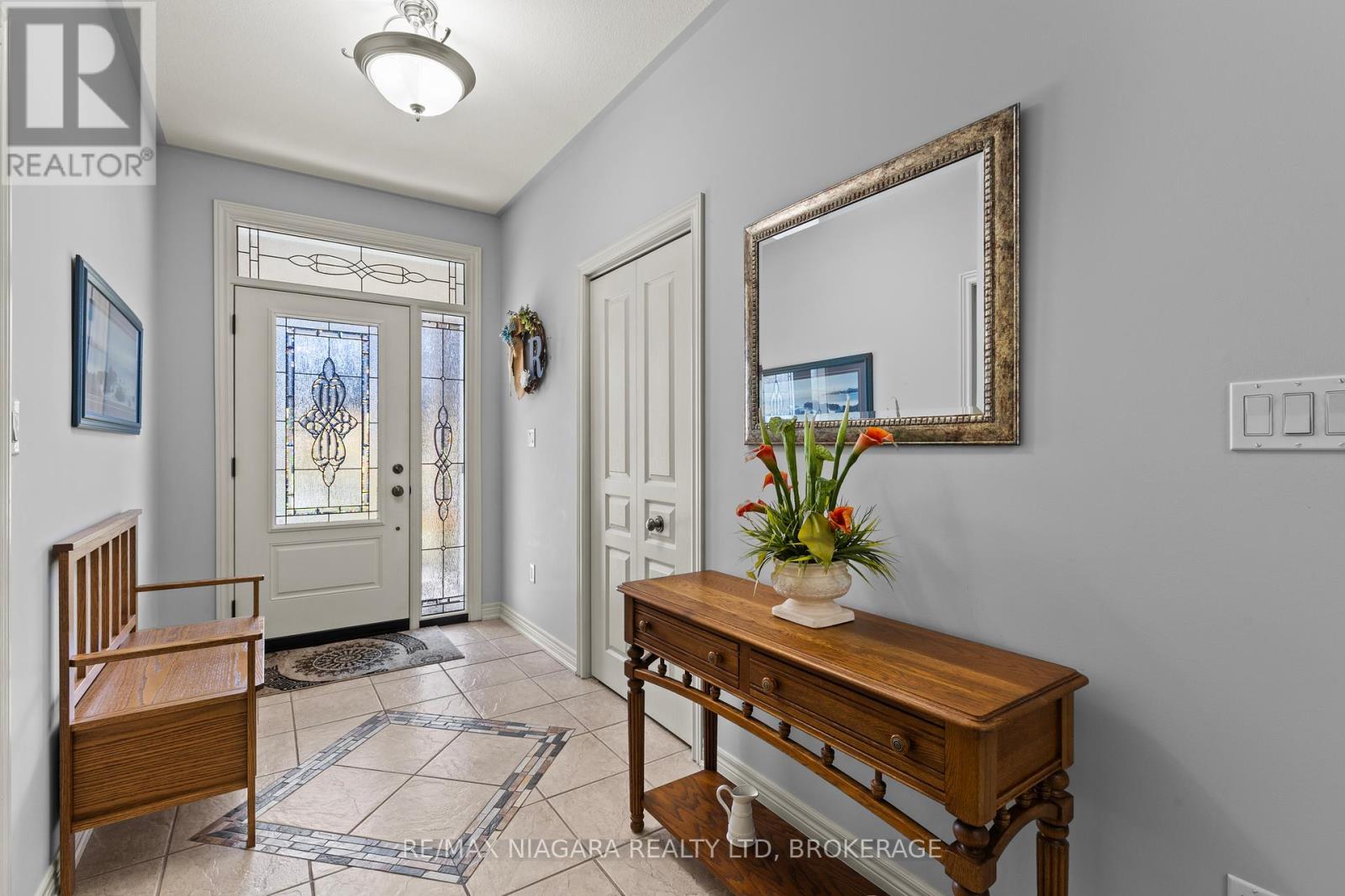 194 Hillsdale Road, Welland, Ontario  L3C 7M4 - Photo 7 - X12458081
