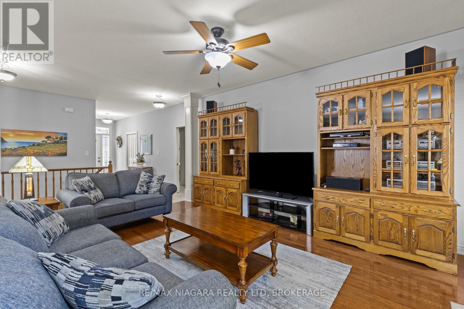 194 Hillsdale Road, Welland, Ontario  L3C 7M4 - Photo 8 - X12458081