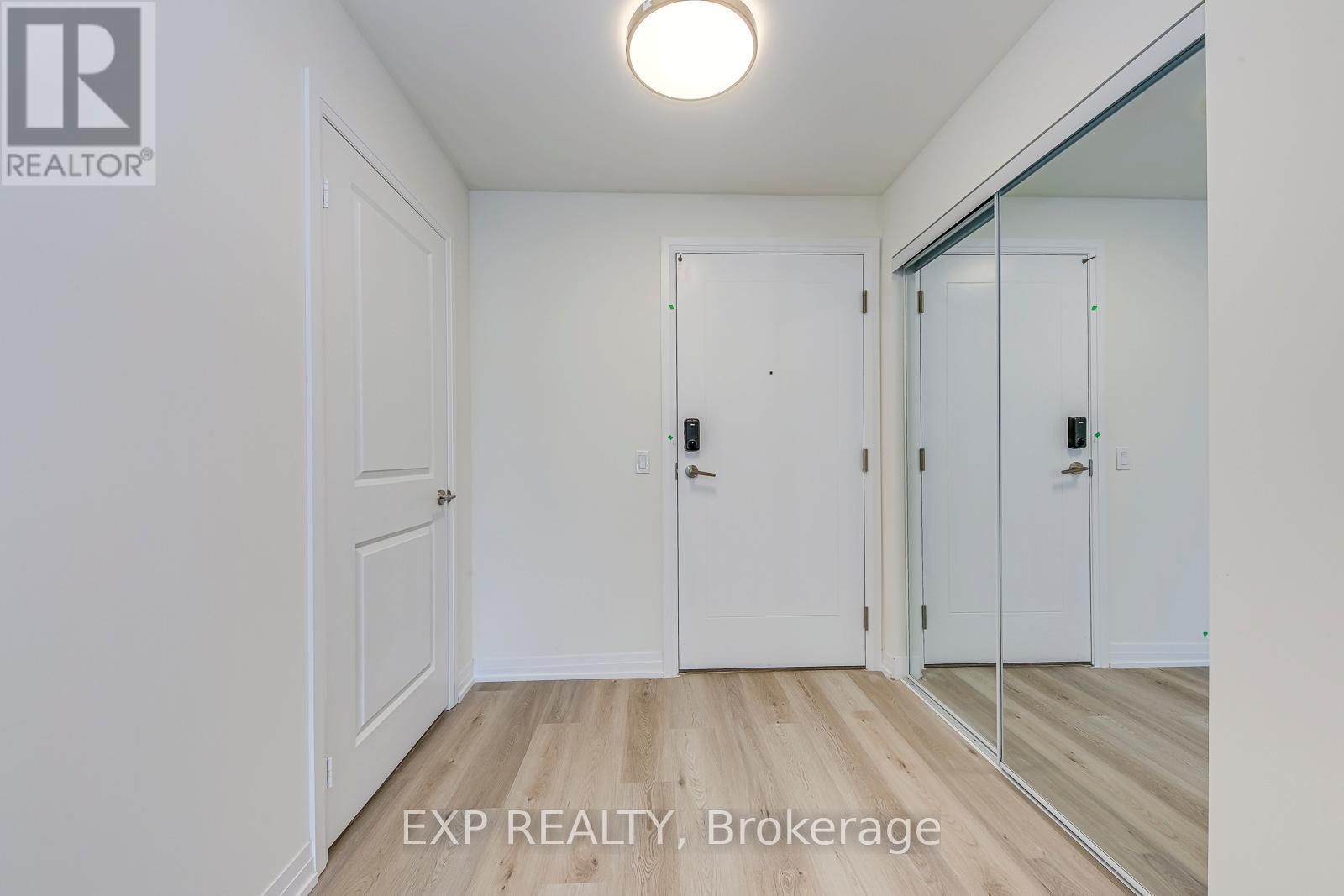 2001 - 15 Watergarden Drive, Mississauga, Ontario  L5R 0H4 - Photo 4 - W12455568
