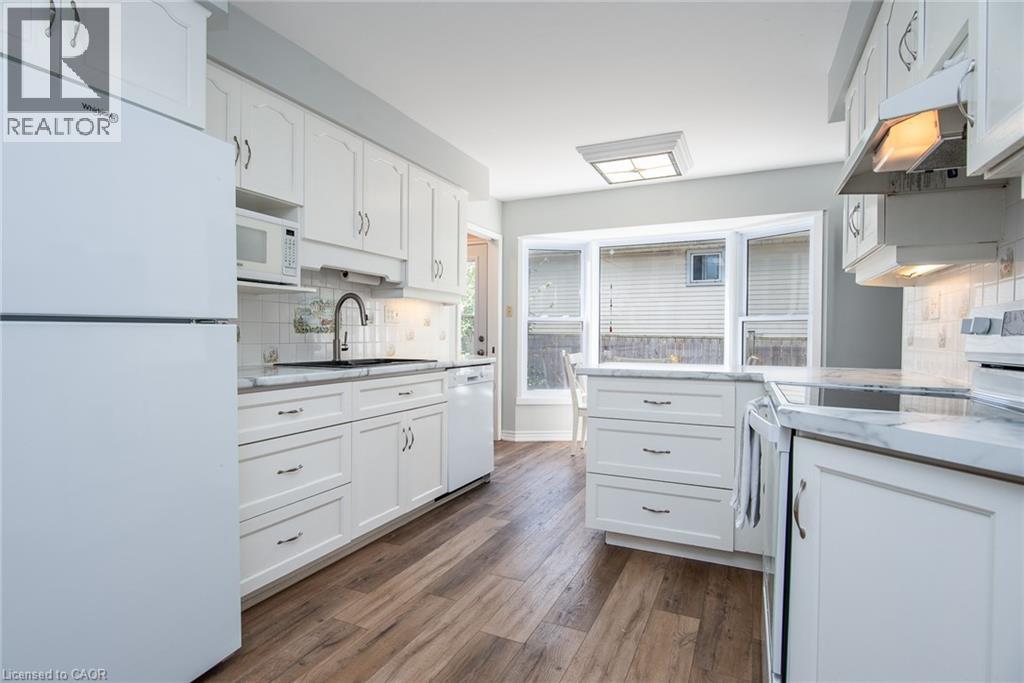 19 Keewatin Avenue, Kitchener, Ontario  N2B 3M1 - Photo 20 - 40777889