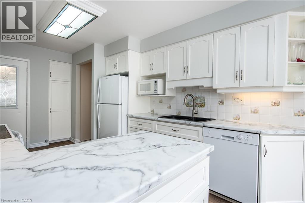 19 Keewatin Avenue, Kitchener, Ontario  N2B 3M1 - Photo 24 - 40777889