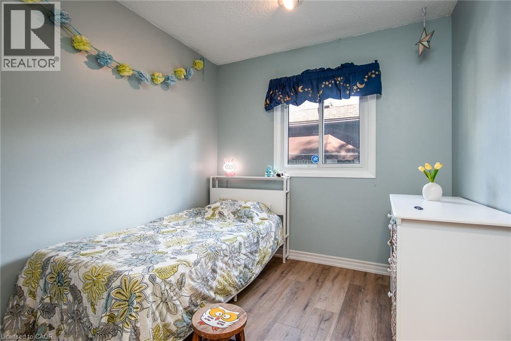 19 Keewatin Avenue, Kitchener, Ontario  N2B 3M1 - Photo 32 - 40777889