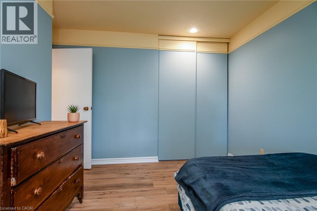 19 Keewatin Avenue, Kitchener, Ontario  N2B 3M1 - Photo 36 - 40777889