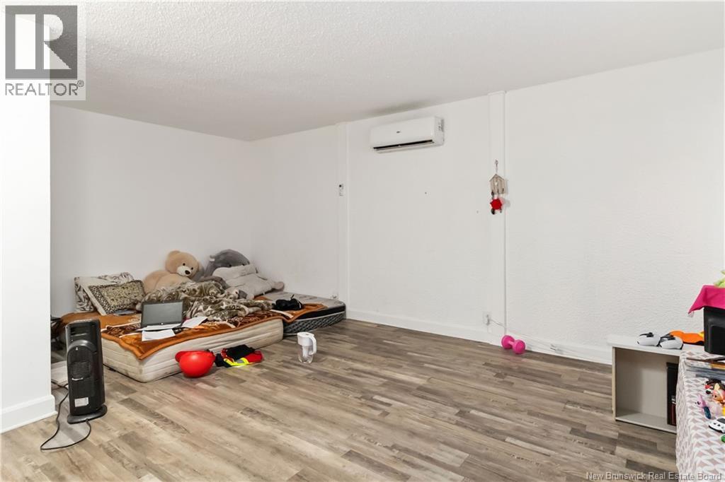 166 Edward Street, Moncton, New Brunswick  E1A 3Y9 - Photo 8 - NB128356