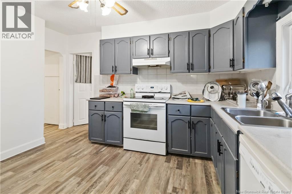 166 Edward Street, Moncton, New Brunswick  E1A 3Y9 - Photo 9 - NB128356