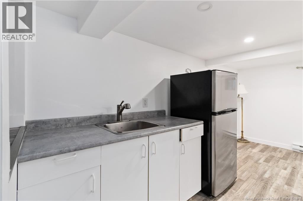 166 Edward Street, Moncton, New Brunswick  E1A 3Y9 - Photo 25 - NB128356