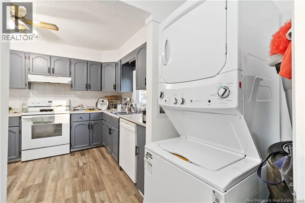 166 Edward Street, Moncton, New Brunswick  E1A 3Y9 - Photo 13 - NB128356