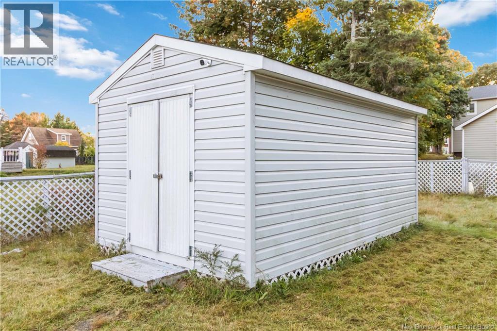 166 Edward Street, Moncton, New Brunswick  E1A 3Y9 - Photo 40 - NB128356