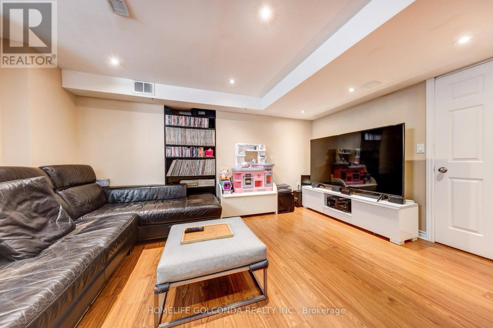 77 Arco Circle, Vaughan, Ontario  L6A 3Z7 - Photo 21 - N12455038