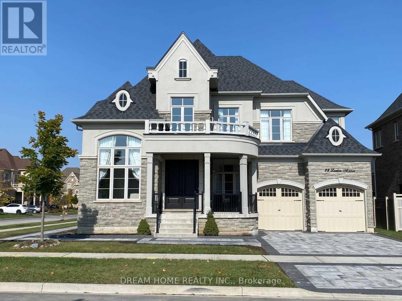 28 LARKIN AVENUE, King, Ontario