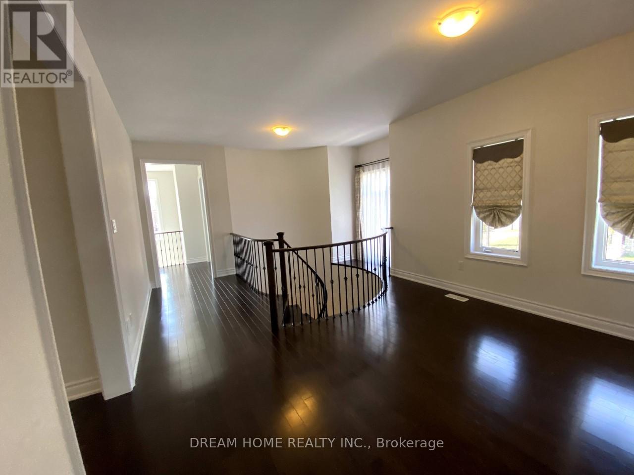 28 Larkin Avenue, King, Ontario  L7B 0N9 - Photo 12 - N12458084