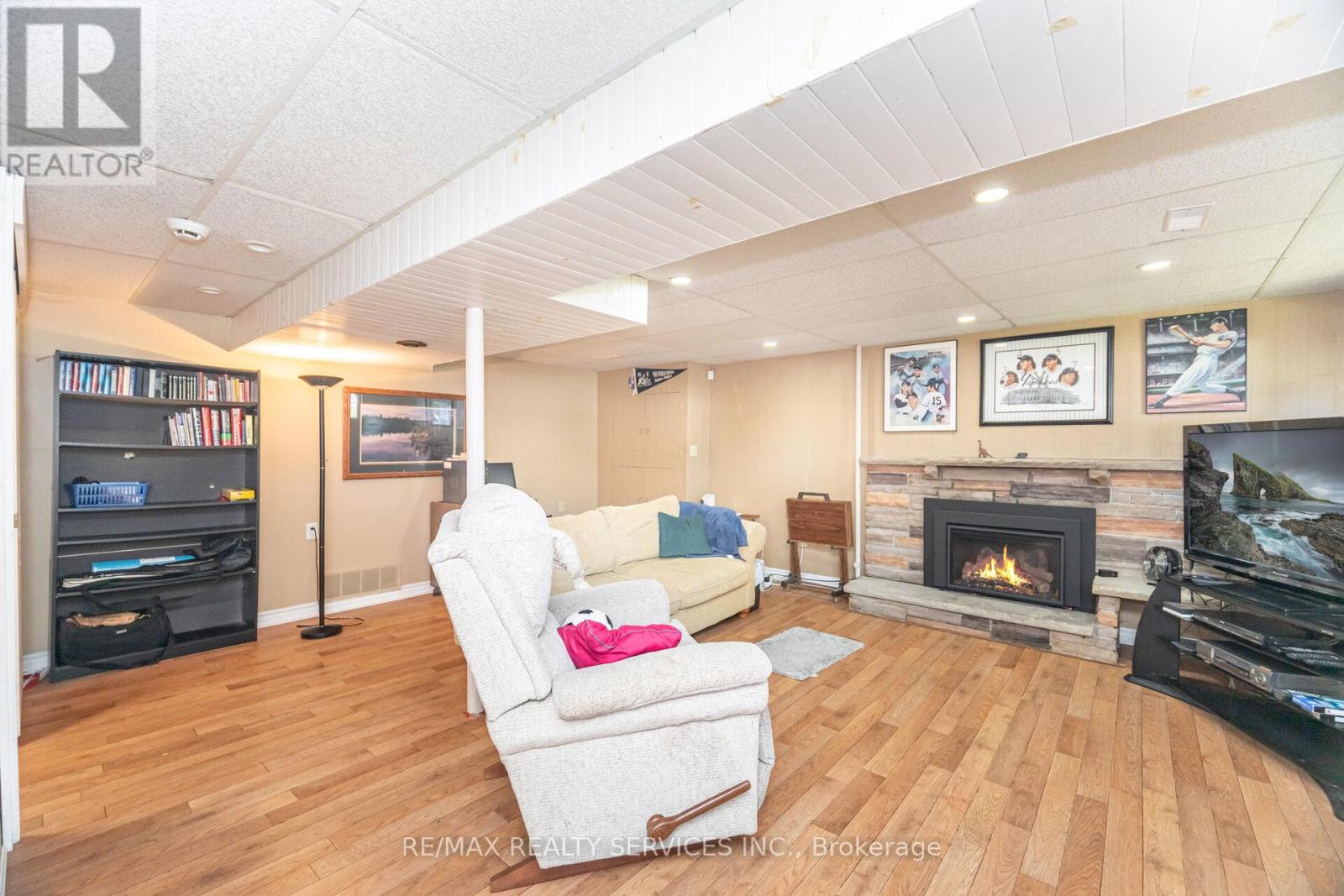 3 Conway Court, Brampton, Ontario  L6T 1Z5 - Photo 19 - W12458074